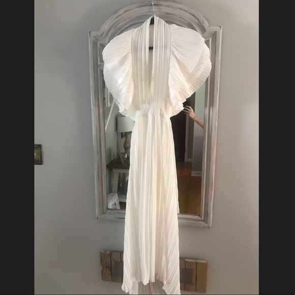 Nasty Gal Backstage Pleated Midi Dress - Picture 2 of 2